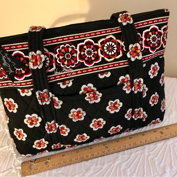 Vera Bradley Pirouette 3 Piece Set - Picture 2 of 16